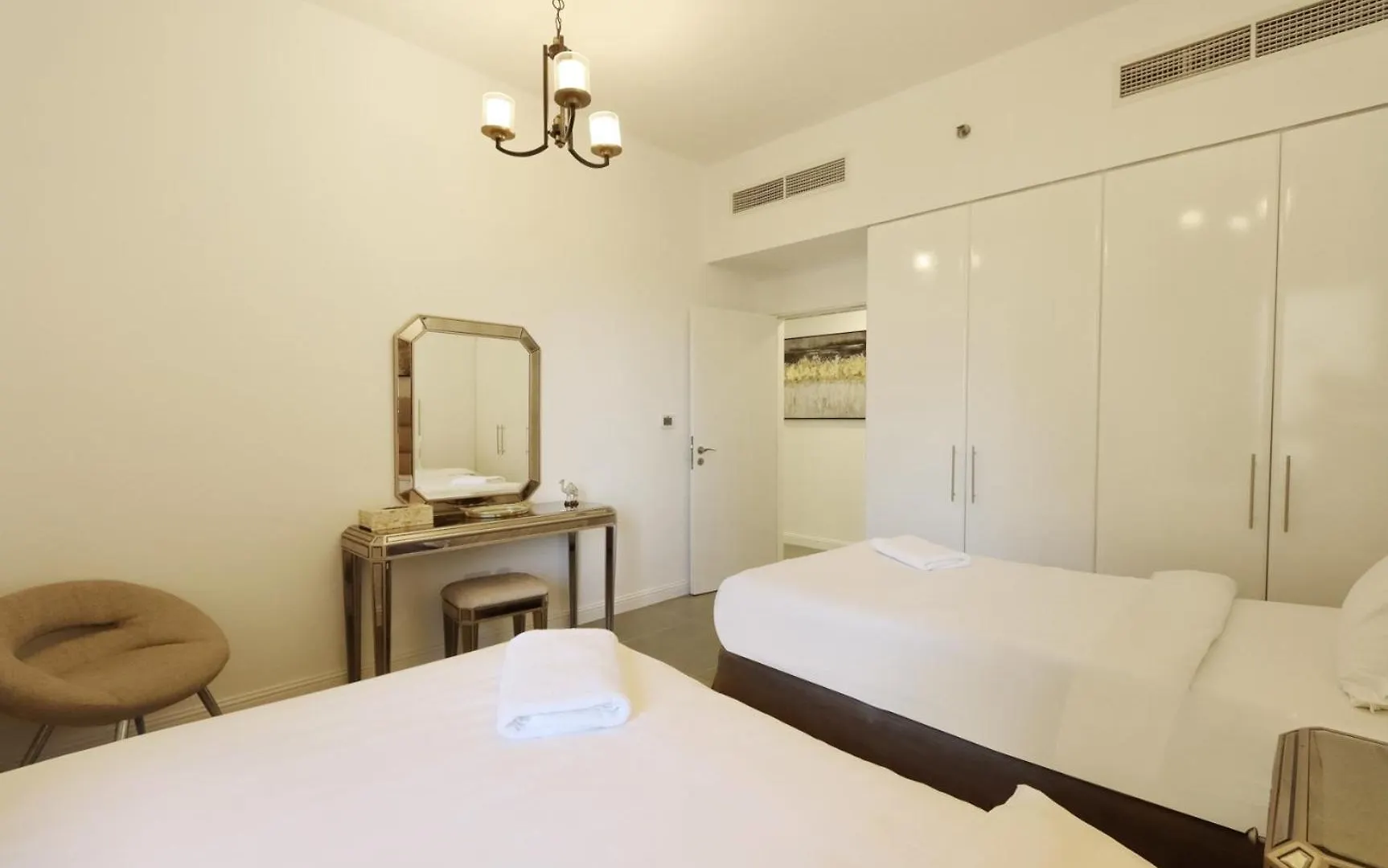 Livbnb- Homely 3+1 In Heart Of Jbr, Close To Beach Dubai